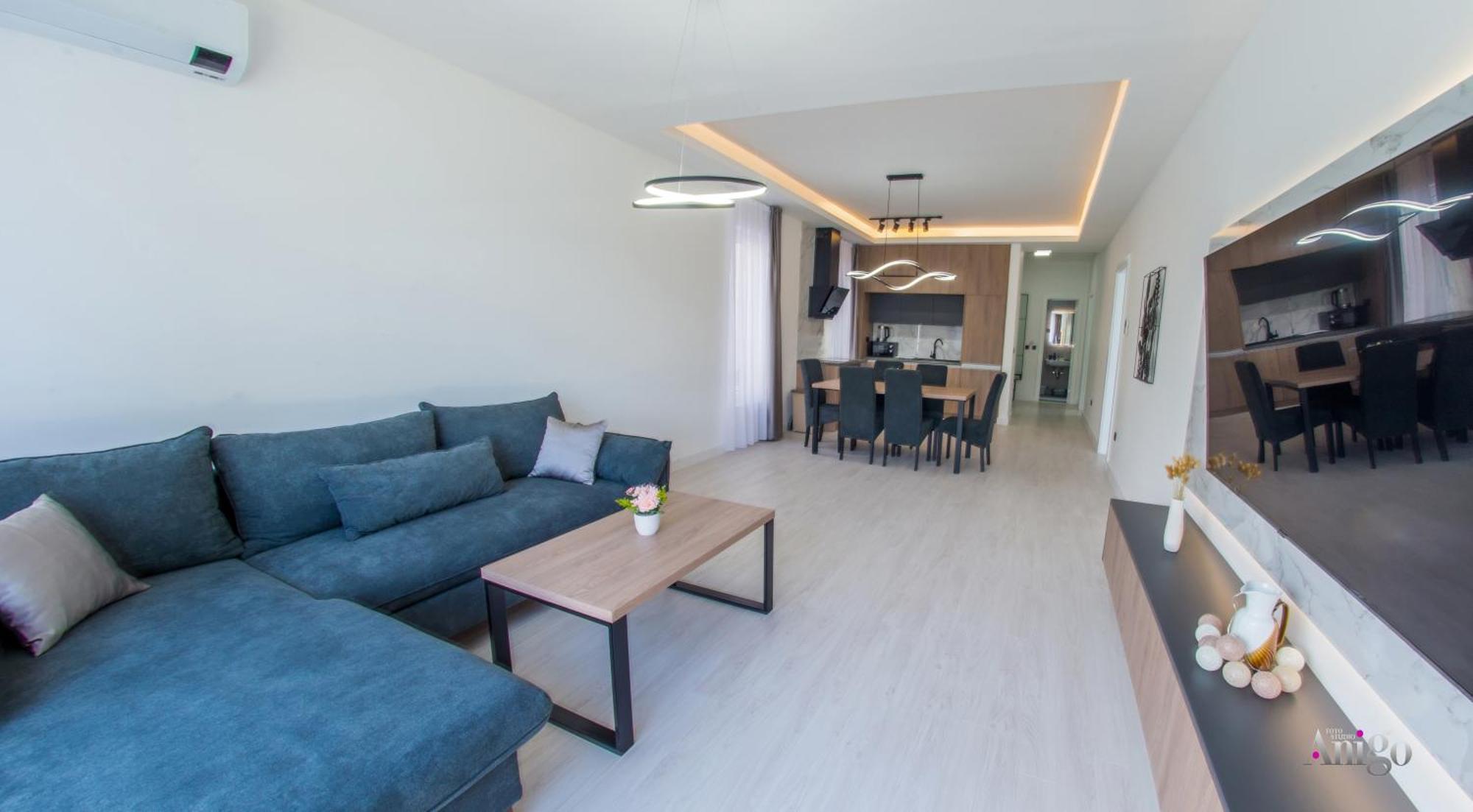 Royal Terrace Apartment