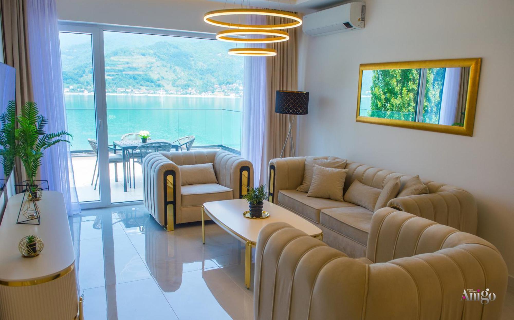 Apartment Royal Terrace *